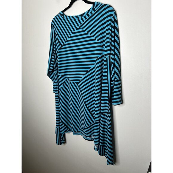 Woman Within Short Sleeve Asymmetrical Striped Top Blue Plus Size 1X 22/24 - Picture 5 of 10